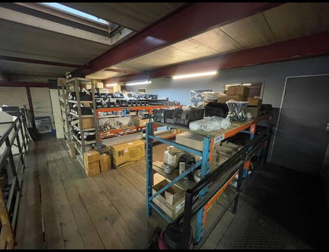 INDUSTRIAL PROPERTY TO RENT IN HENNOPSPARK